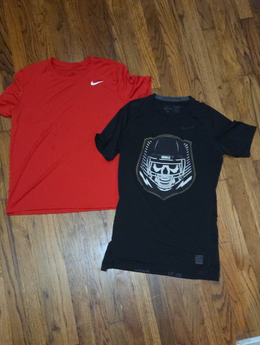 Nike Red Dri-Fit Tee & Black Graphic Tee Bundle Large